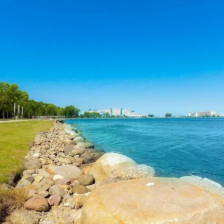 Apartament F14-004 *